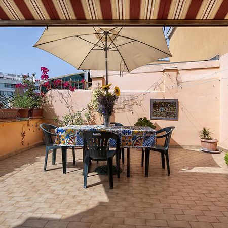 דירות רומא Carola'S Terrace / La Terrazza Di Carola מראה חיצוני תמונה